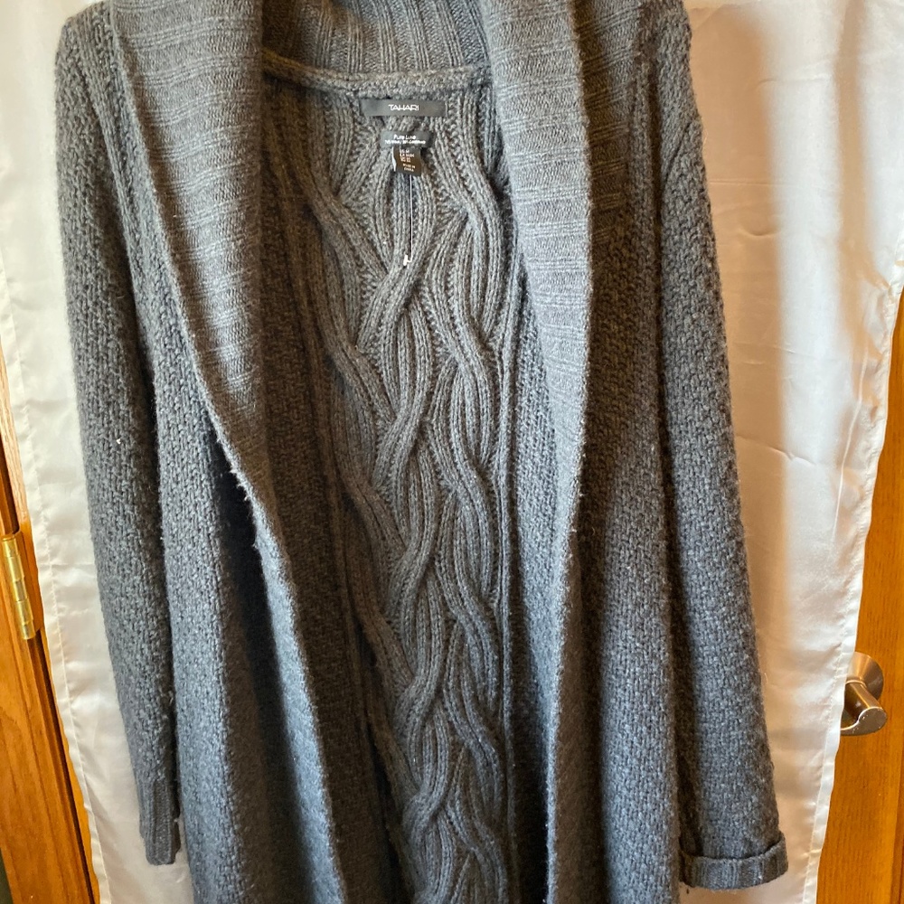 Cashmere Blend TAHARI GRAY CARDIGAN - Picture 3 of 8